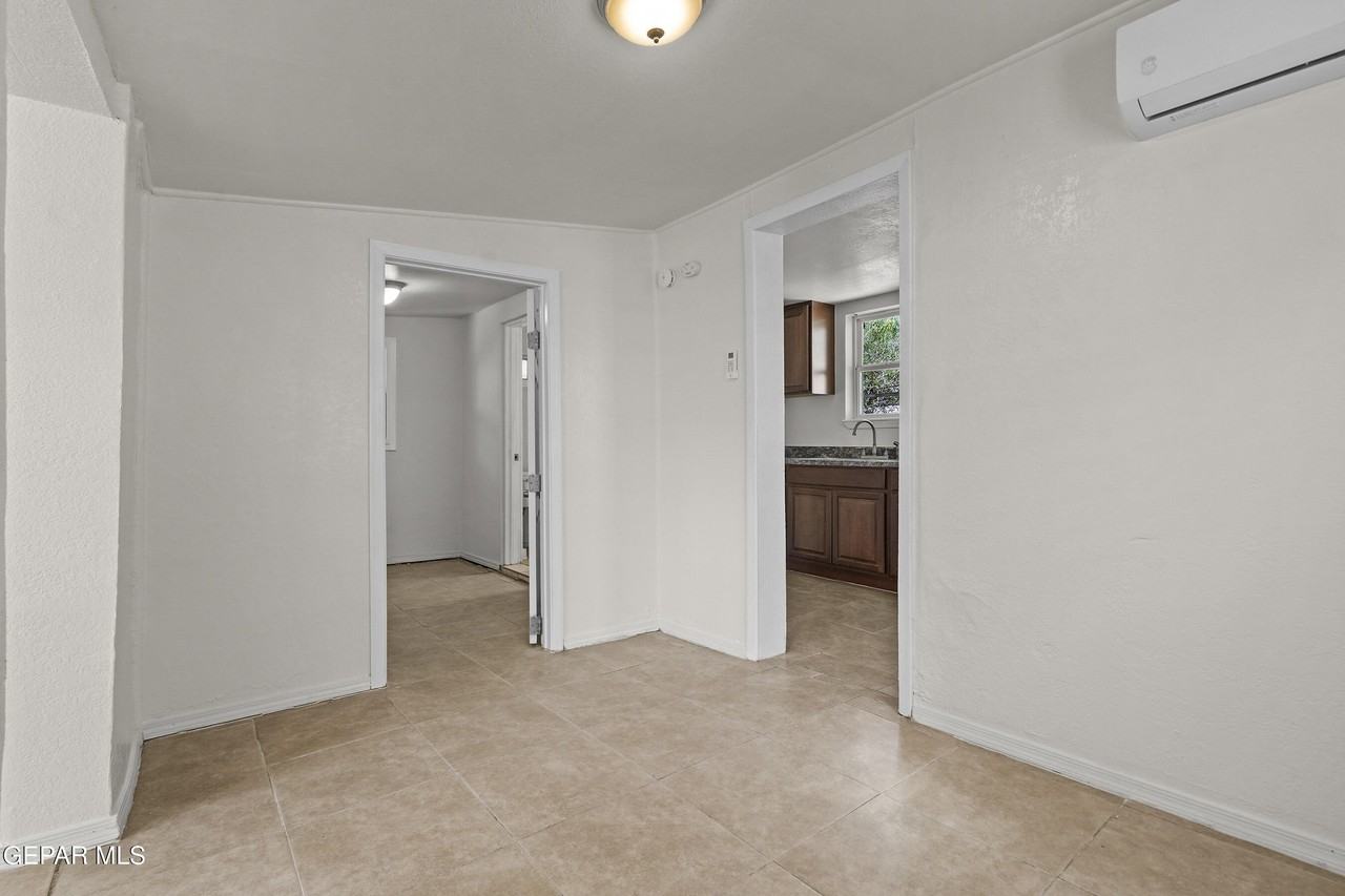 209 N Seville Dr #B - Photo 6 of 16