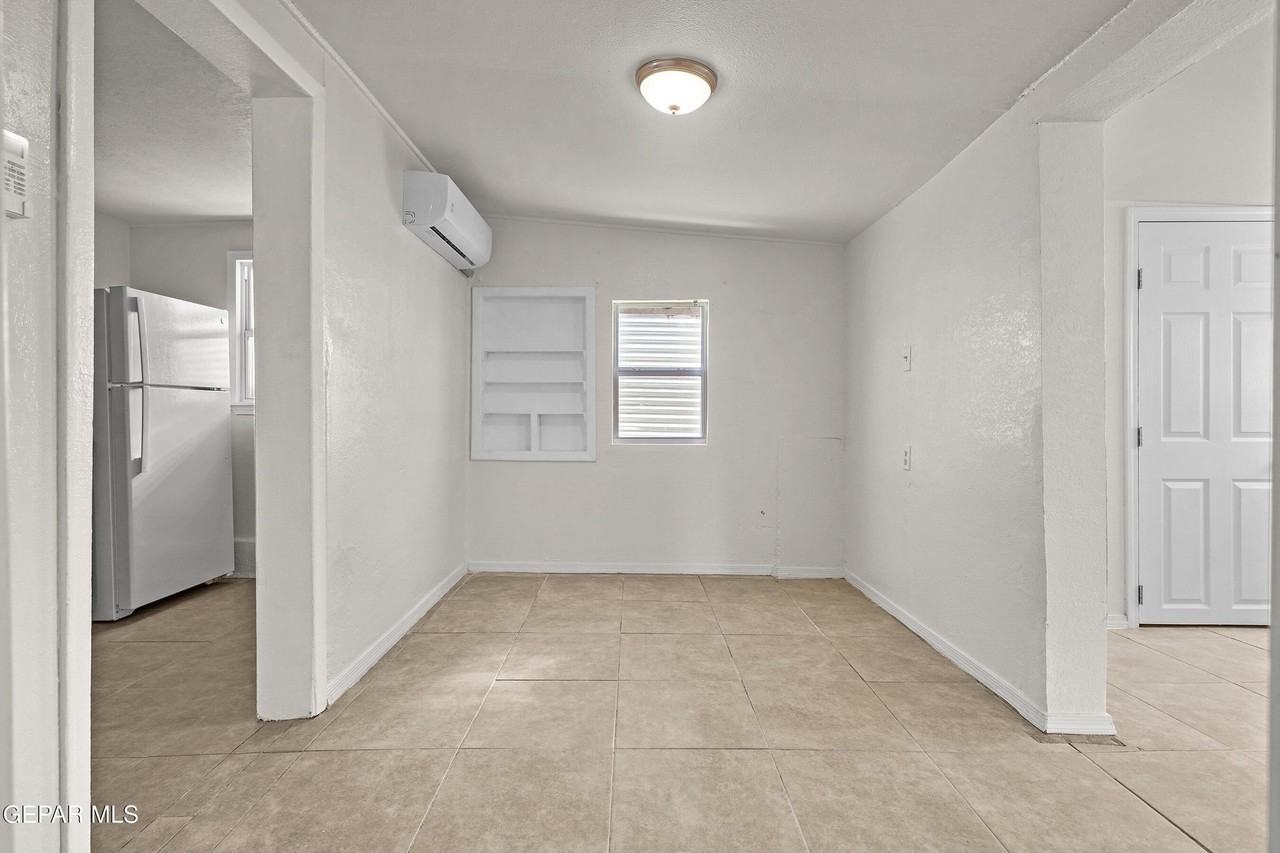 209 N Seville Dr #B - Photo 7 of 16