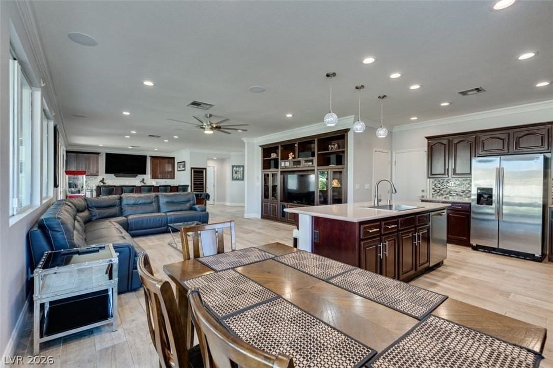5056 Shadow Palm Ct - Photo 5 of 36