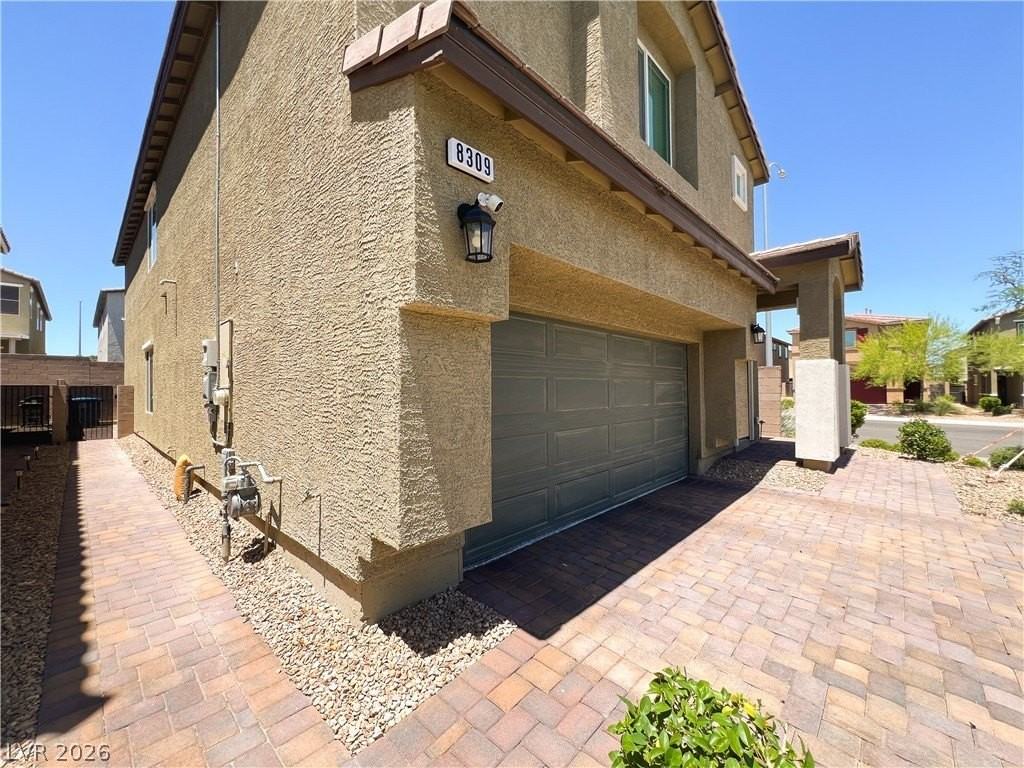 8309 Gold River Ct - Photo 5 of 50