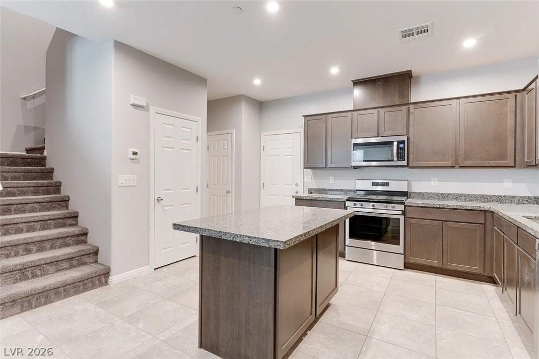 1193 Narrow Gorge Ct - Photo 5 of 21