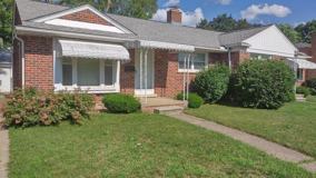 9928 Roseland St - Photo 1 of 1