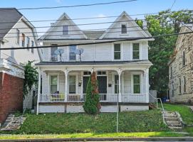 featured image of 907 Green Ridge St #R