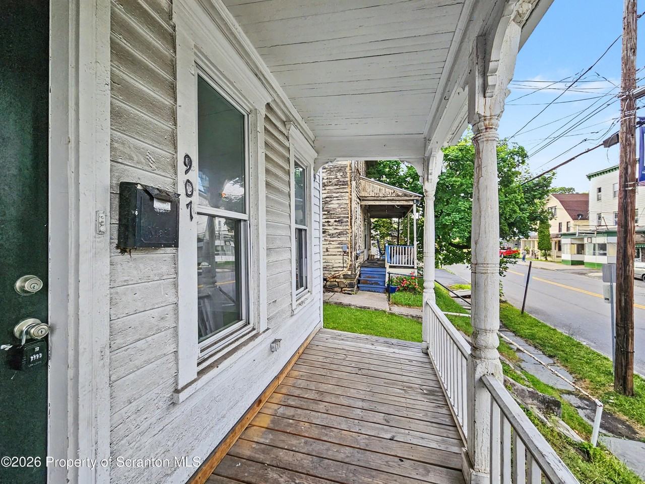 907 Green Ridge St #R - Photo 2 of 14