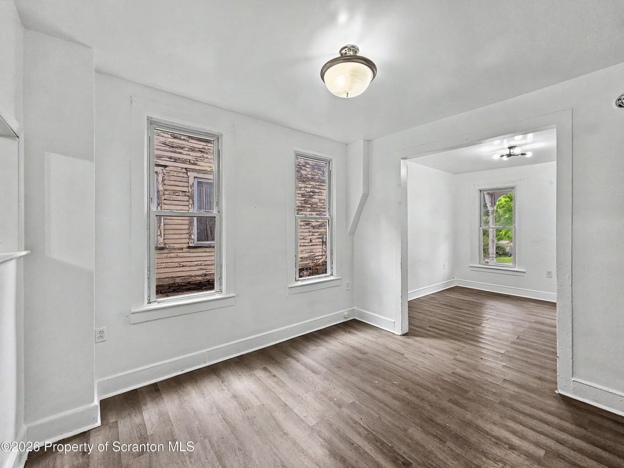 907 Green Ridge St #R - Photo 7 of 14