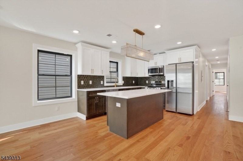 747 S 11th St - Photo 4 of 19