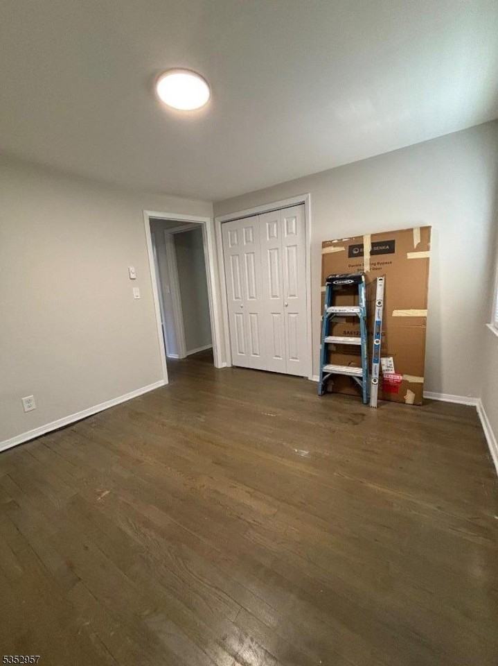 2 Cedar Grove Rd #4 - Photo 6 of 9