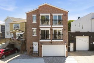 14 W 49th St #1 - Photo 1 of 1
