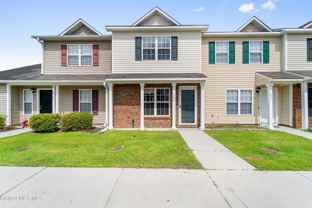 103 Pinegrove Ct - Photo 1 of 1