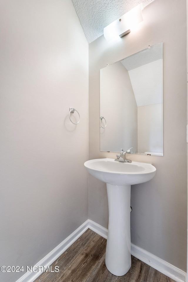 103 Pinegrove Ct - Photo 5 of 20