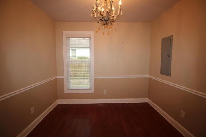 390 W Connecticut Ave - Photo 2 of 9