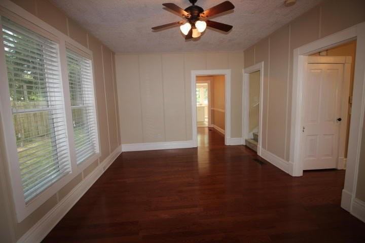 390 W Connecticut Ave - Photo 6 of 9