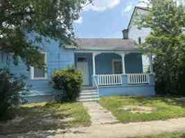 featured image of 642 Crawford Ave