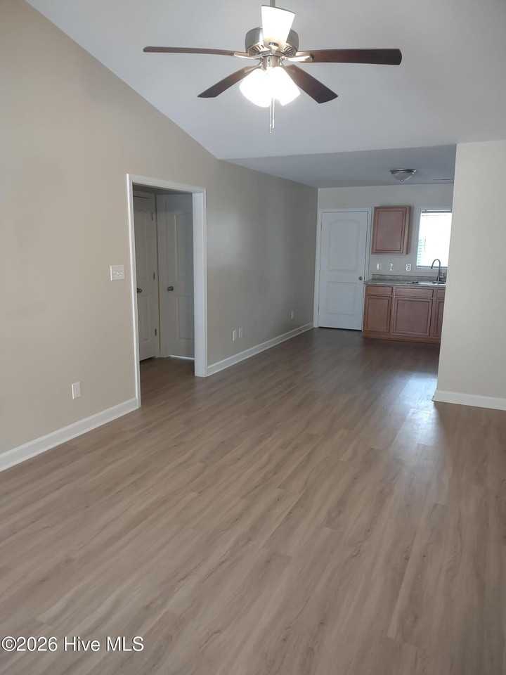 419 Belgrade Swansboro Rd - Photo 2 of 8