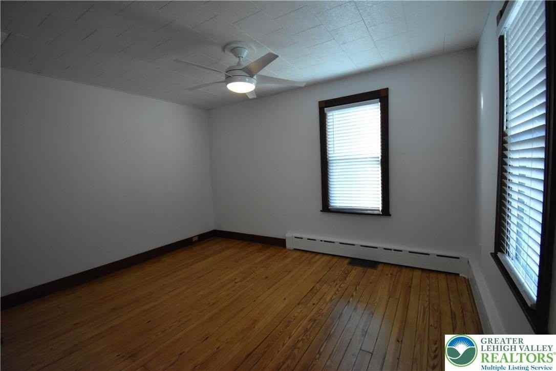 204 N 9th St - Photo 6 of 41
