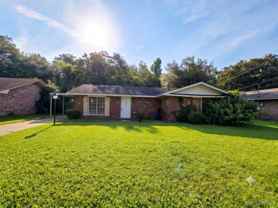 6520 Pinebrook Dr - Photo 1 of 1