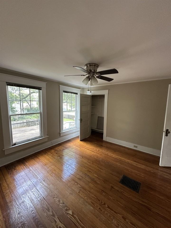 1884 Vinton Ave - Photo 2 of 19