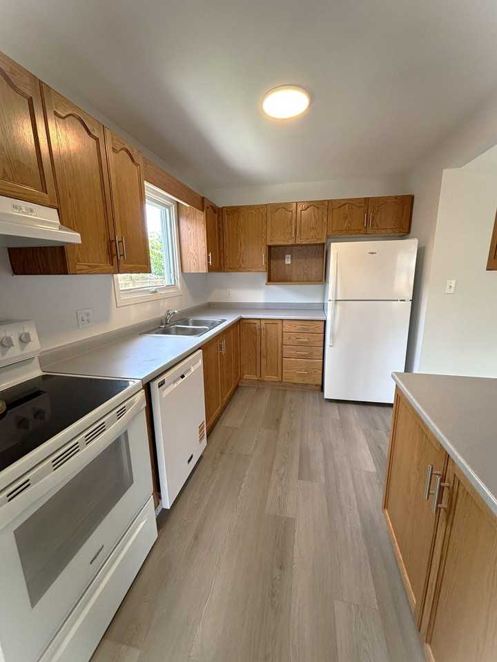 266 London Rd - Photo 5 of 15