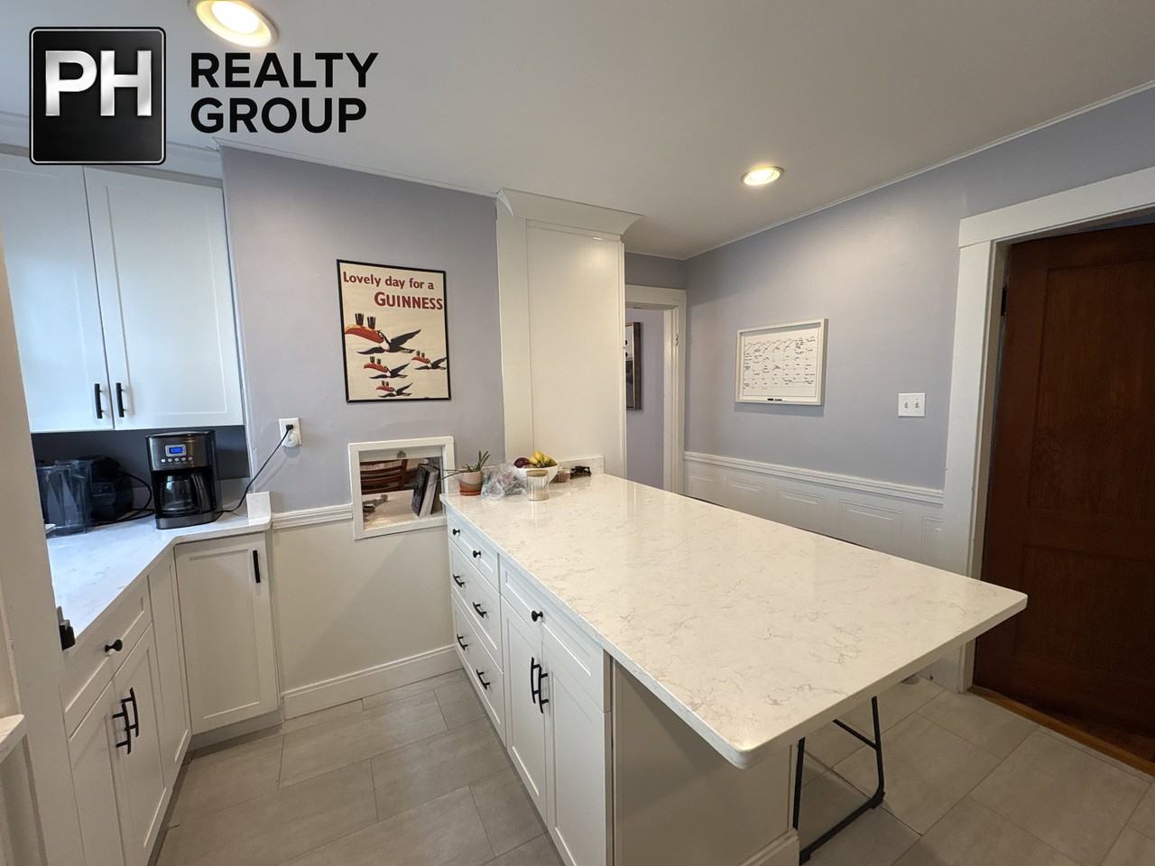37 Irma Ave #1 - Photo 3 of 8