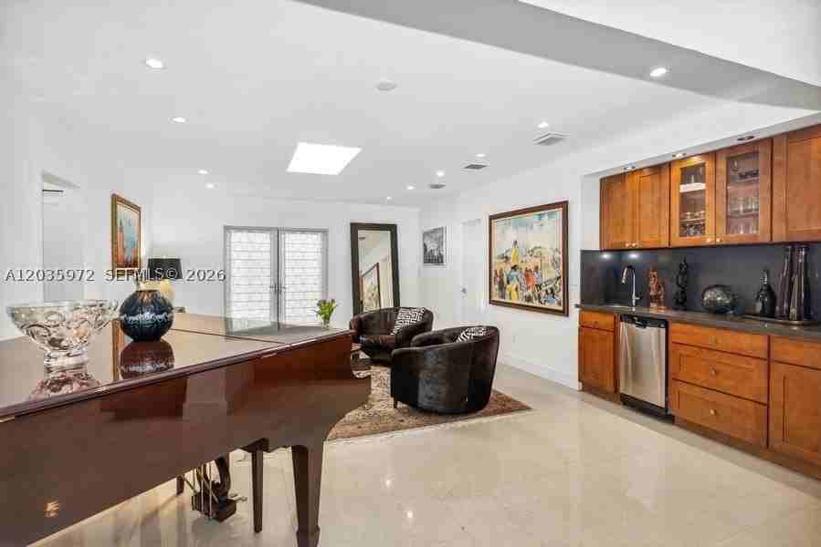 8215 Sw 63rd Pl - Photo 5 of 30