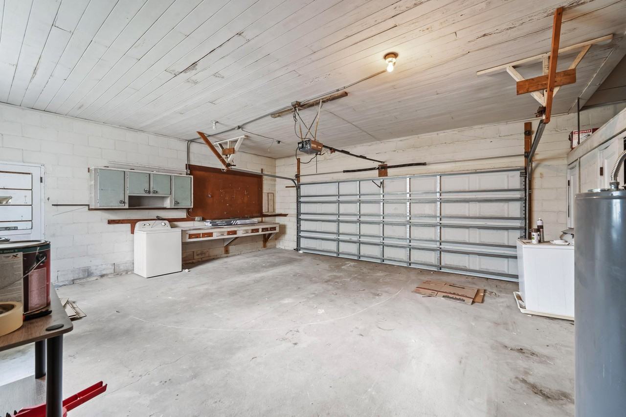 Crill Ave - Photo 4 of 17