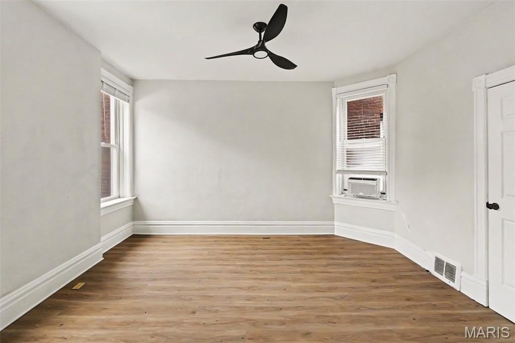 4539 Arco Ave #2UPPER - Photo 5 of 16