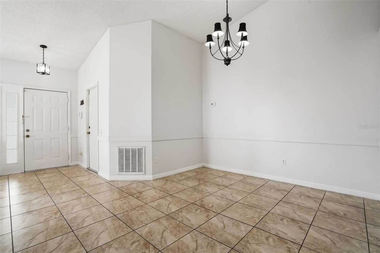 8467 Fort Thomas Way - Photo 4 of 34