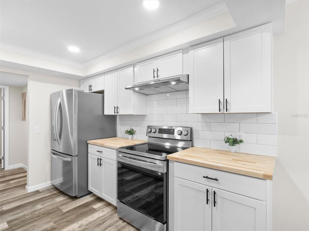4343 Nw 80th Ave #7 - Photo 6 of 28