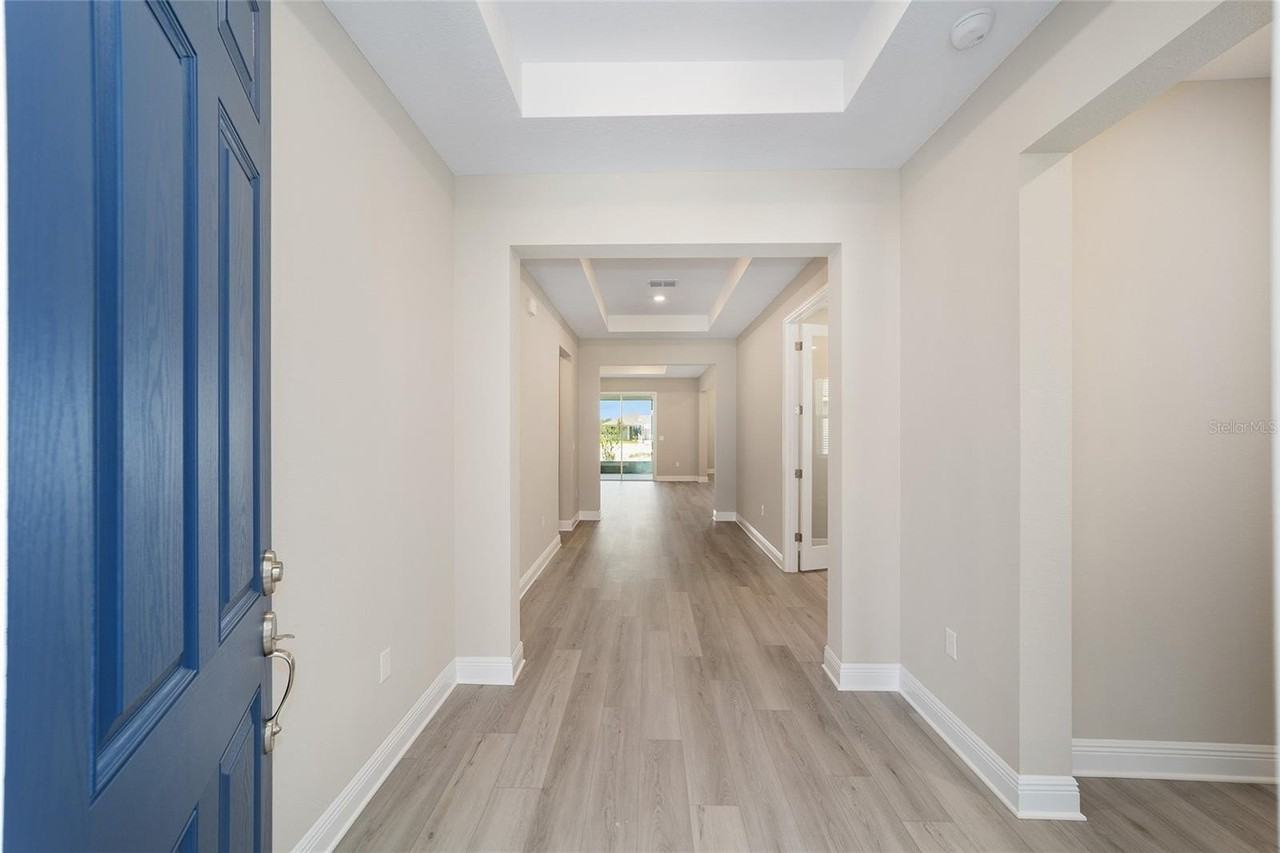 10406 Sw 105th Ct - Photo 6 of 40
