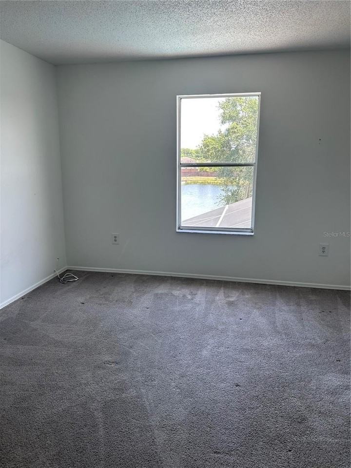2608 Spring Hill Dr - Photo 7 of 37