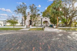 2102 W La Salle St - Photo 1 of 1