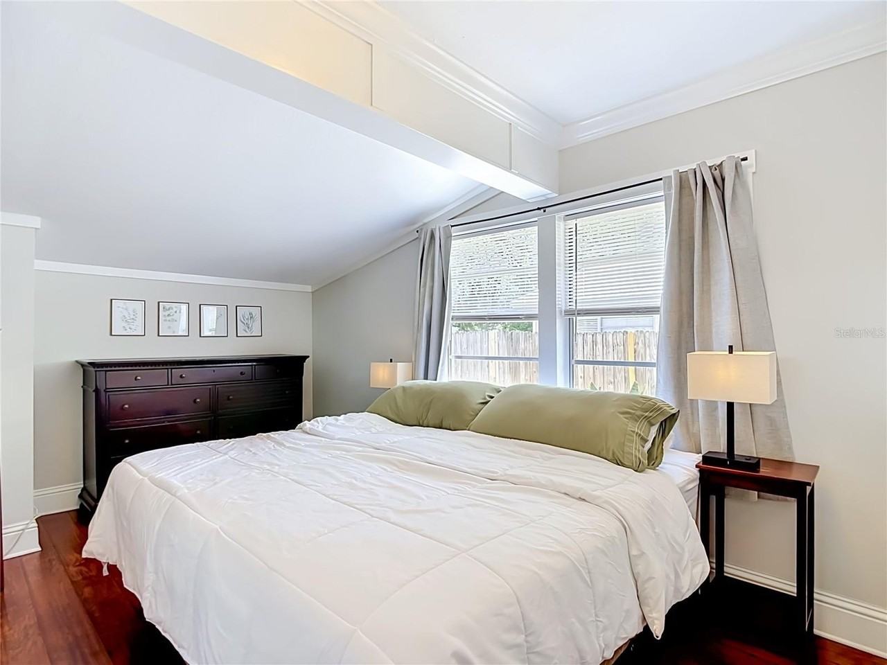 115 E Lambright St - Photo 6 of 41