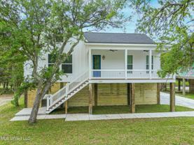 105 Eleanor Ave - Photo 1 of 1
