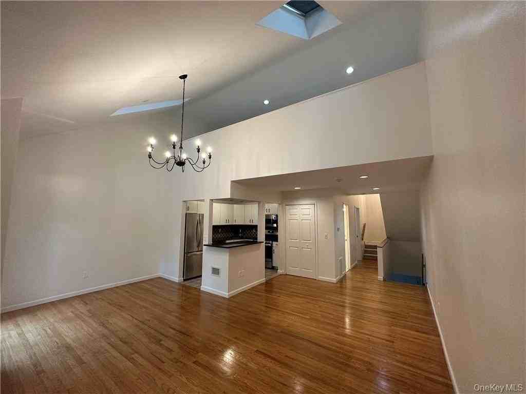 22 Aspen Ct - Photo 3 of 23