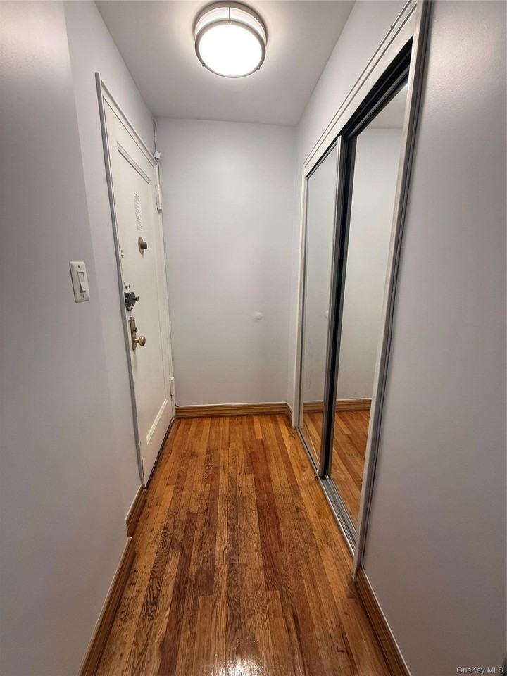 6259 108th St #3 - Photo 6 of 10