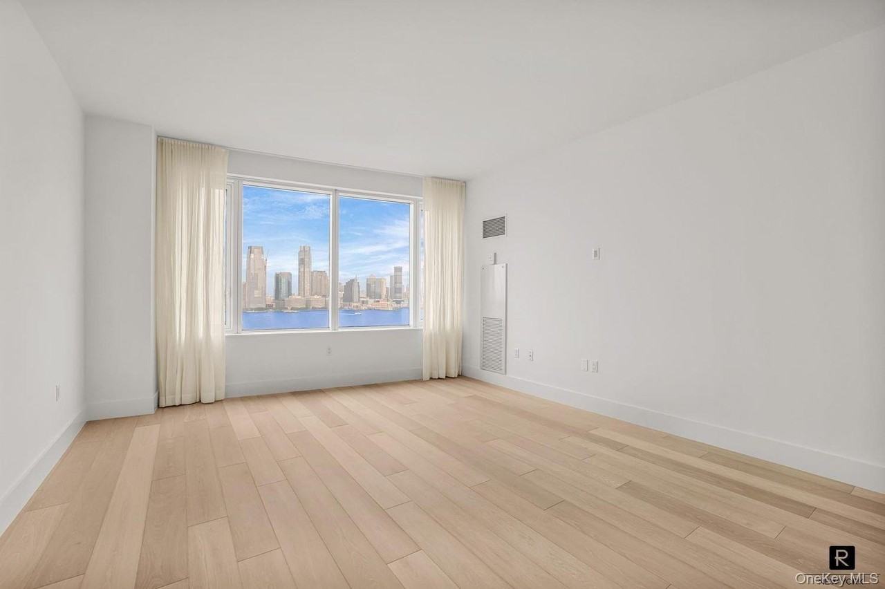 70 Little West St #20C - Photo 7 of 19