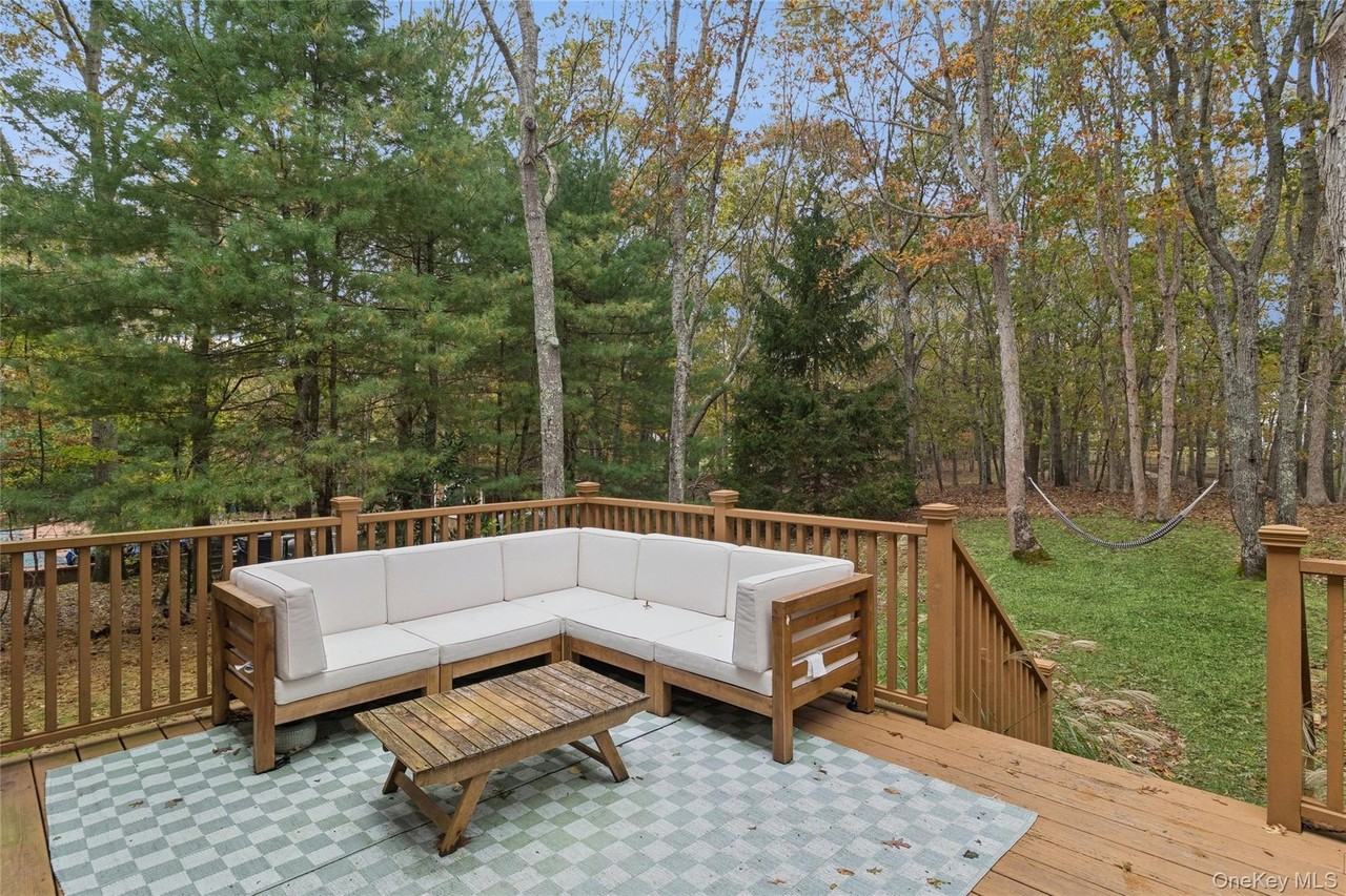 15 Mount Misery Dr - Photo 2 of 42