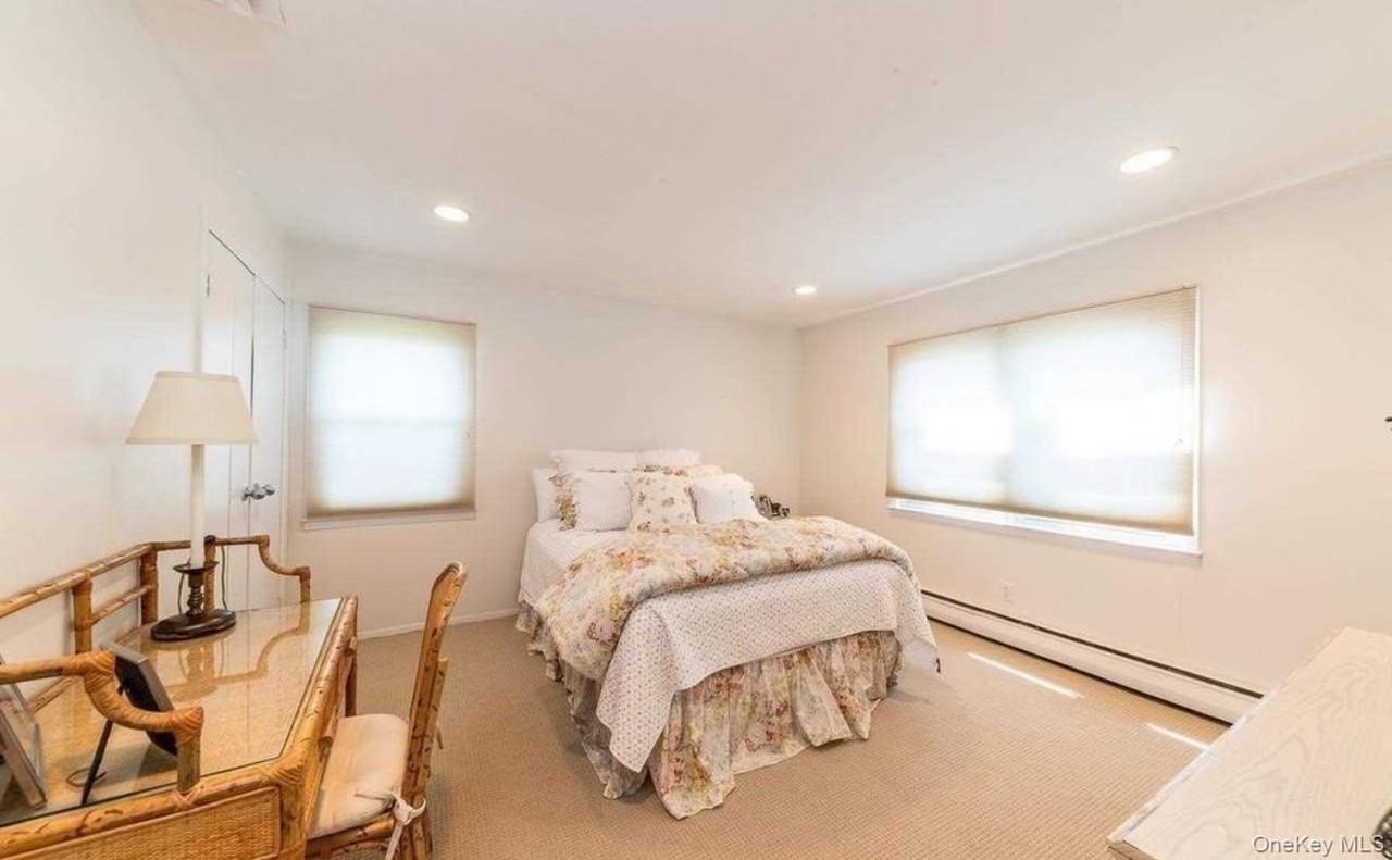 215 Scott Dr - Photo 7 of 17