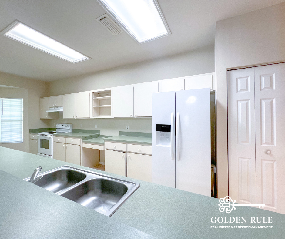 4332 Nw 34th Dr #1 - Photo 6 of 18