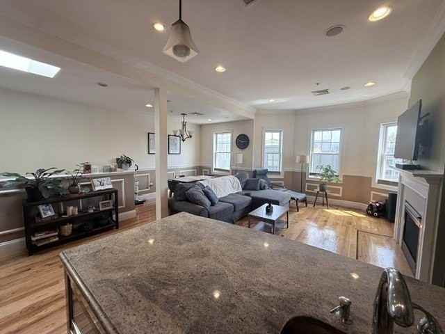 866 E 2nd St #3 - Photo 3 of 12