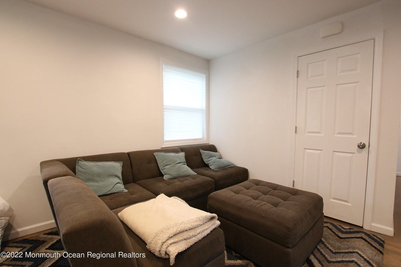 142 Delaware Ave - Photo 2 of 11