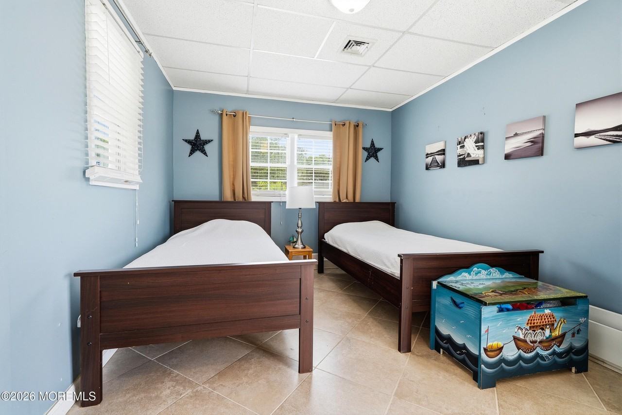 81 Berry Pl - Photo 7 of 21
