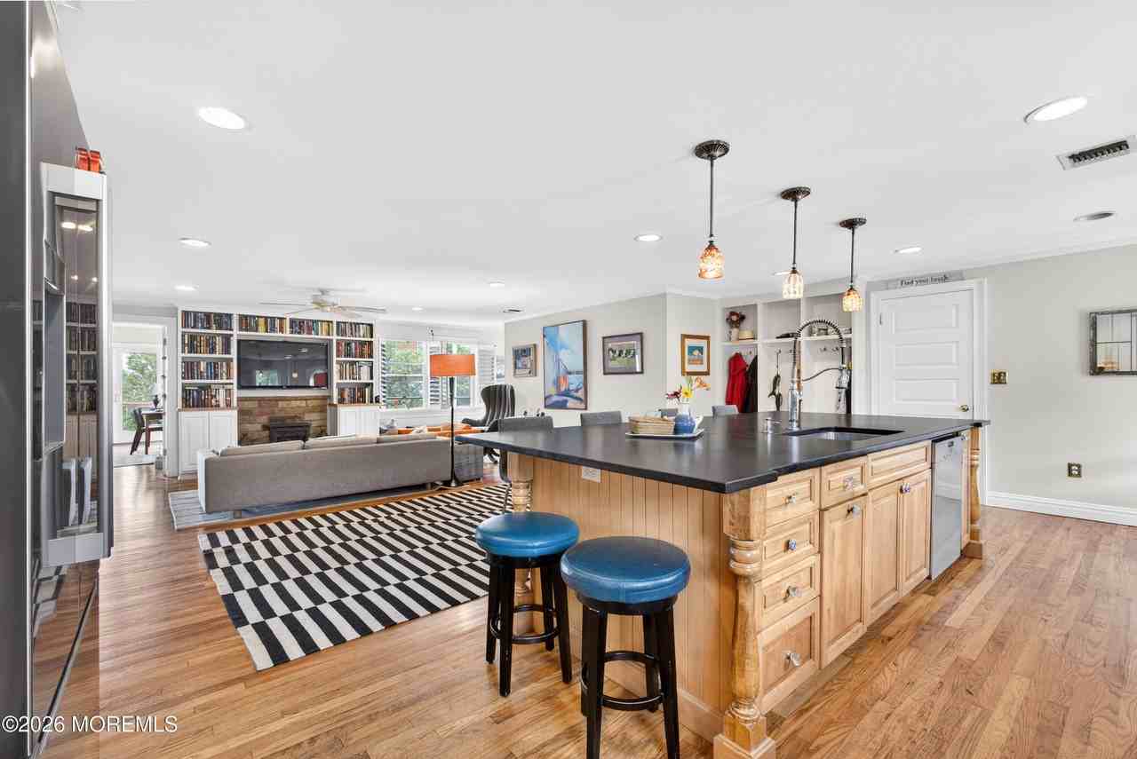 20 Bayonne Ave - Photo 6 of 28