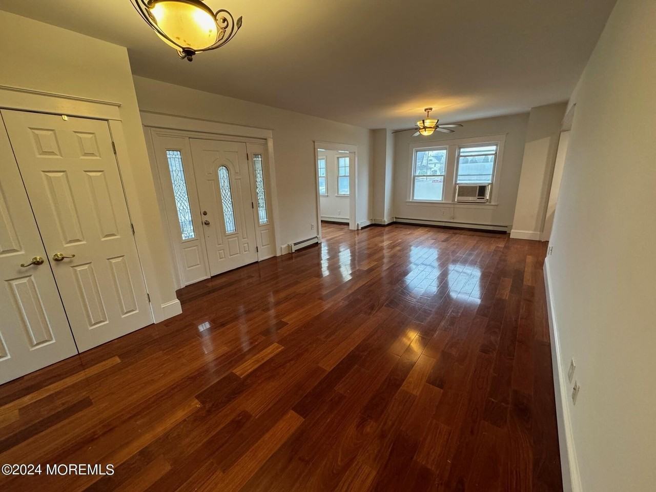 503 Forman Ave - Photo 5 of 18