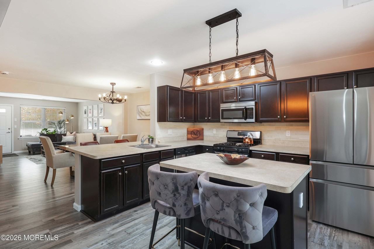 207 Harvest Way - Photo 3 of 30