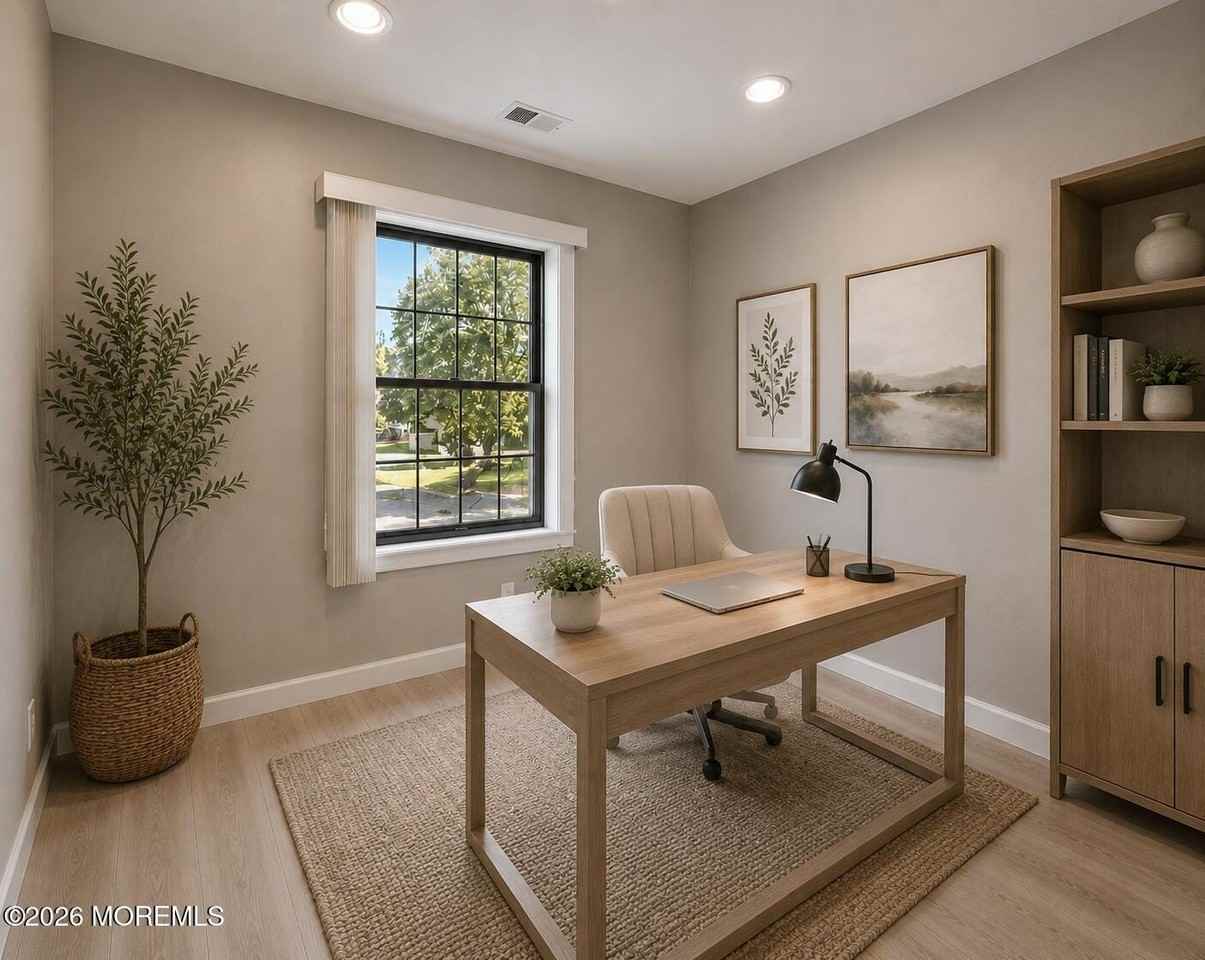 8 Hialeah - Photo 4 of 10