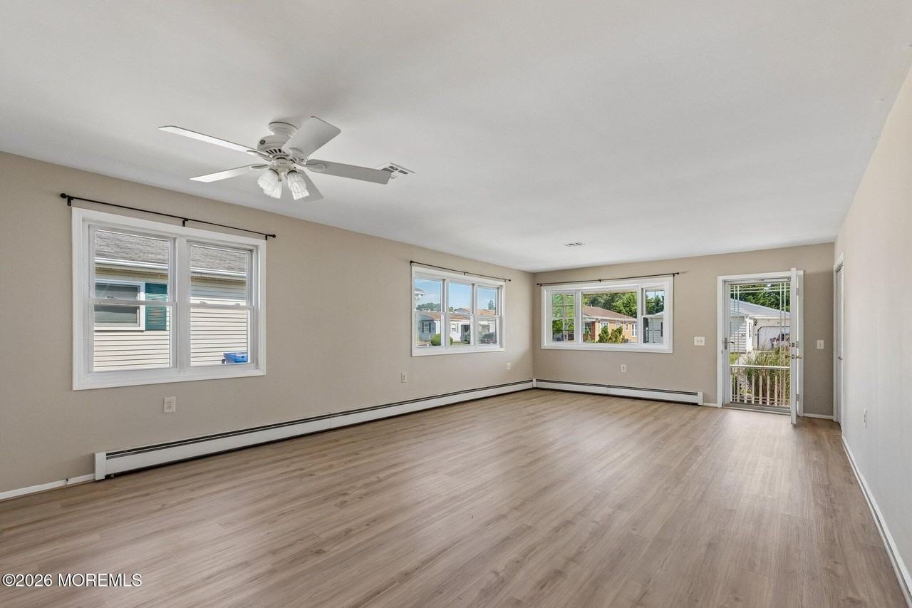 10 Purnell St - Photo 5 of 24