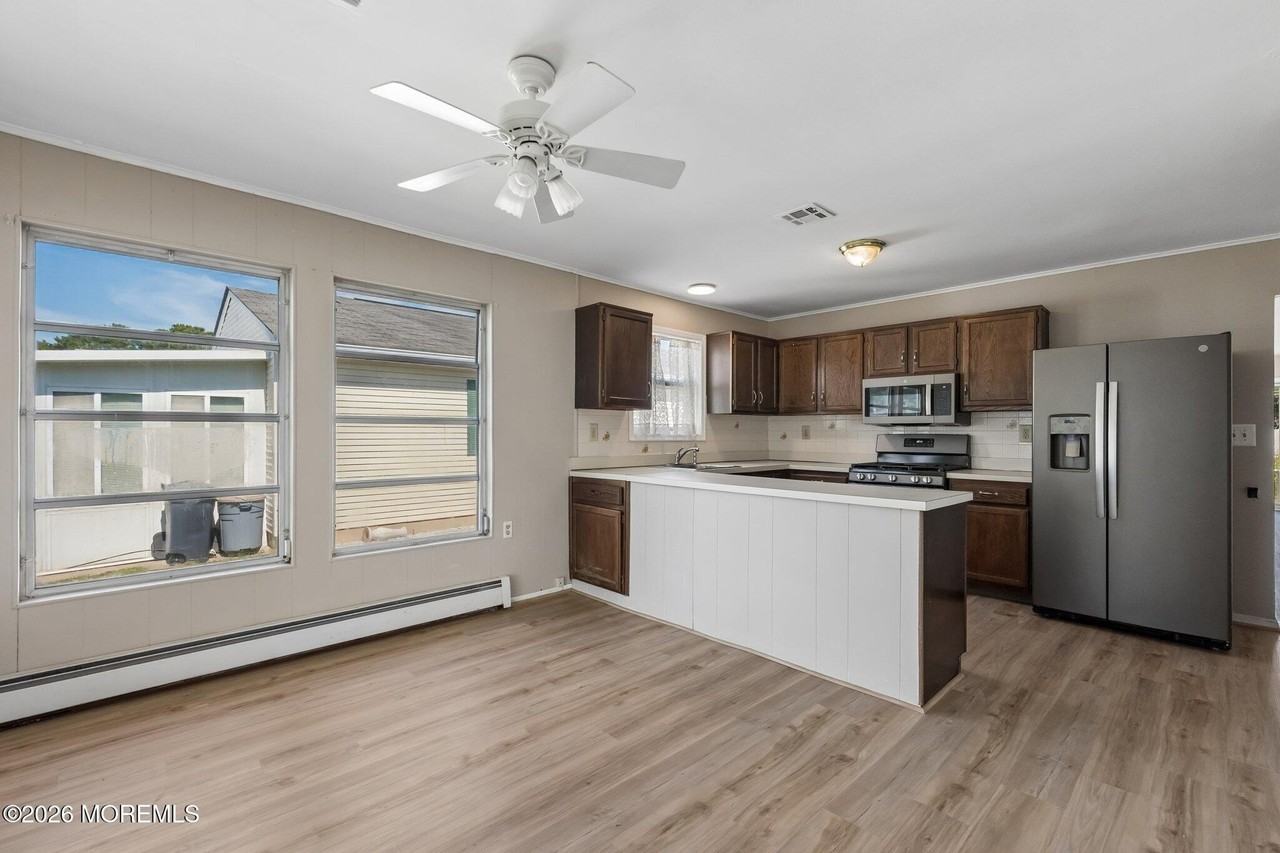 10 Purnell St - Photo 7 of 24