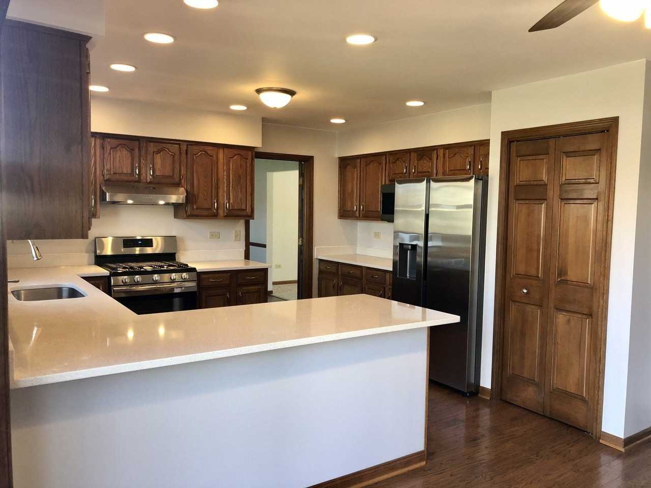 677 Sacramento Ct - Photo 6 of 18