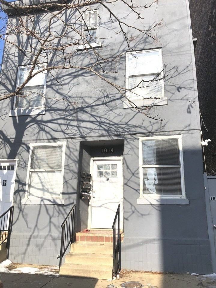 1014 W 19th St #2R